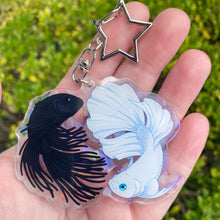 Load image into Gallery viewer, Lovesick fish Keychain
